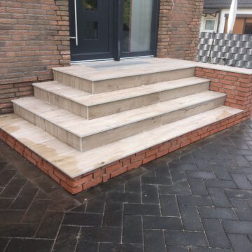 Eingangspodeste